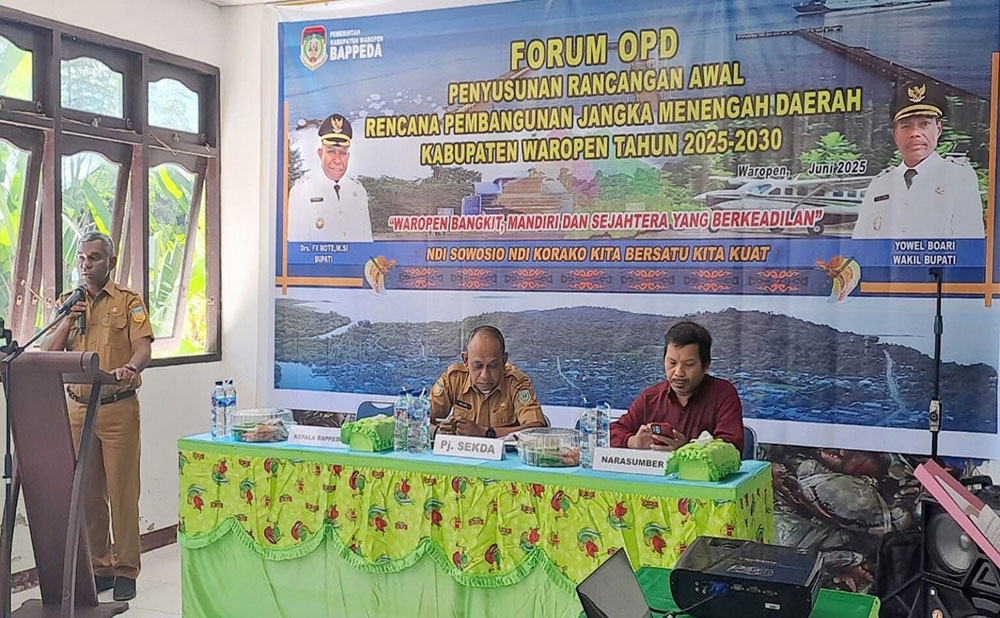 Pemkab Waropen Mantapkan Komitmen Pembangunan Lewat RPJMD 2025–2030